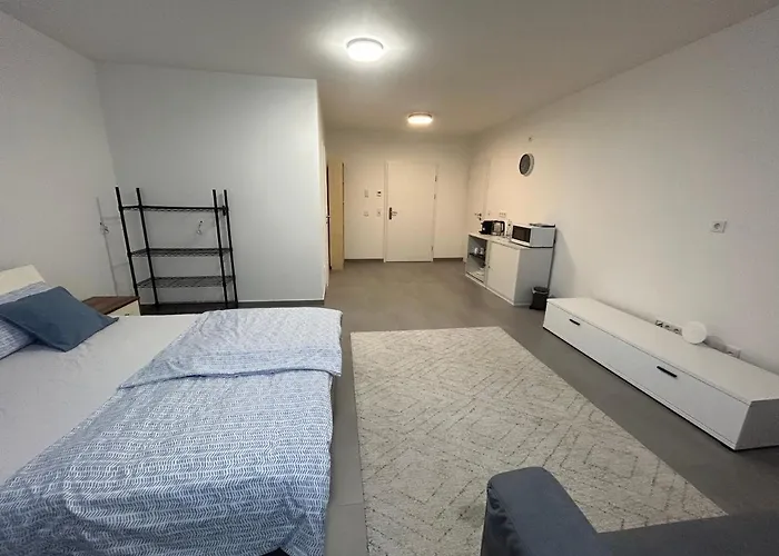 Neue In * וולדורף